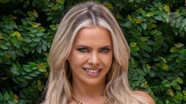 Alejandra Maglietti in Bathing Suit Loves "Swimwear" — Celebwell