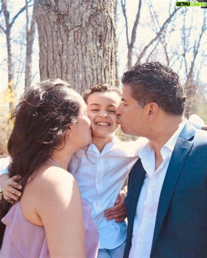 Dean Scott Vazquez Wiki, Age Parents, Ethnicity, Height & More