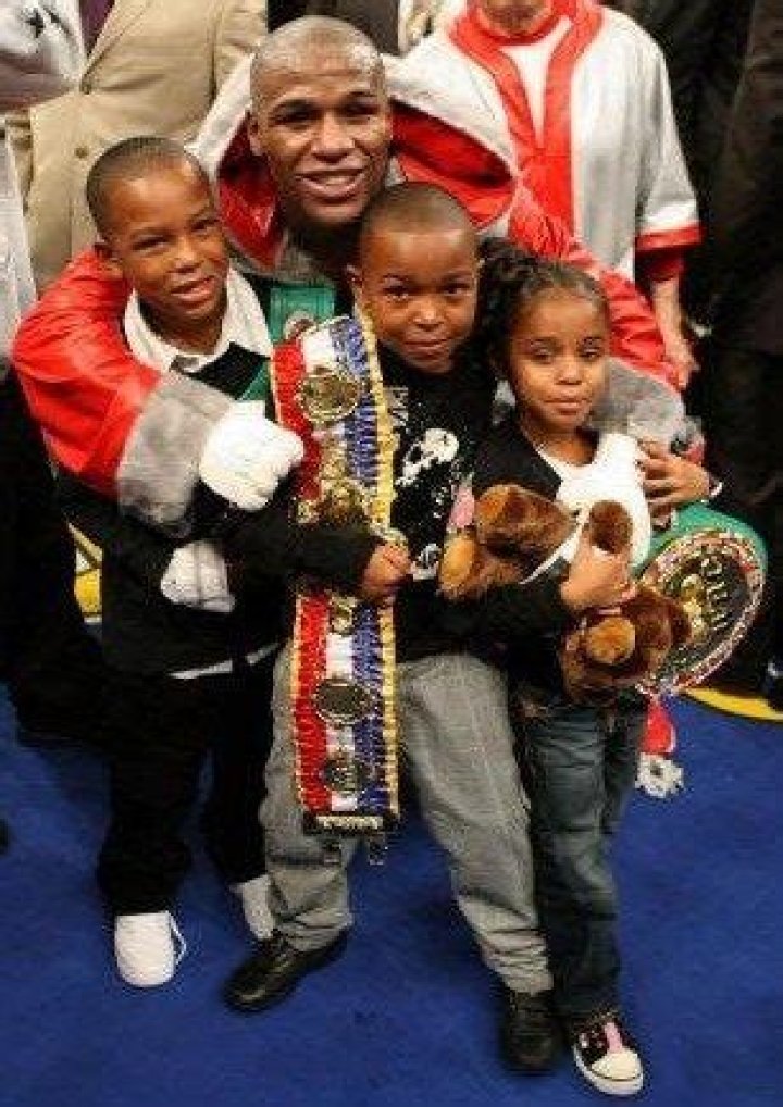 Floyd Mayweather Jr. Family Tree, Father Mother Girlfriends and Kids Names Pictures