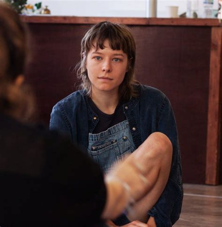 Freddie Fox Wiki, Age, Girlfriend, Height, Net Worth, Mother, Father & Biography