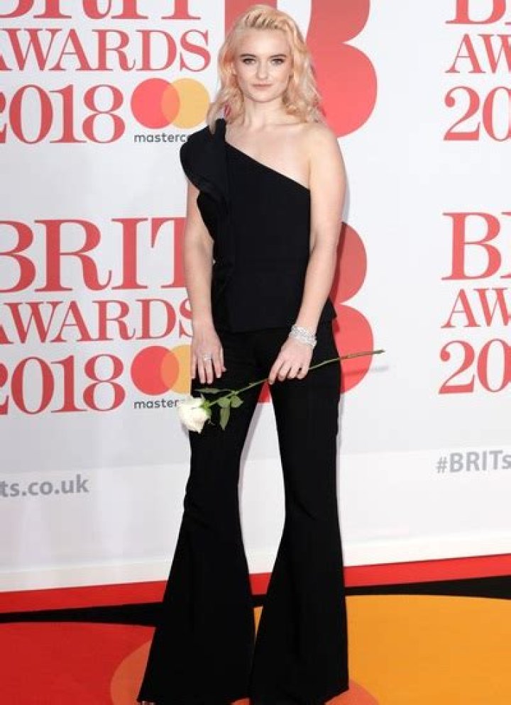 Grace Chatto Height Weight Bra Size Body Measurements Age Facts Bio