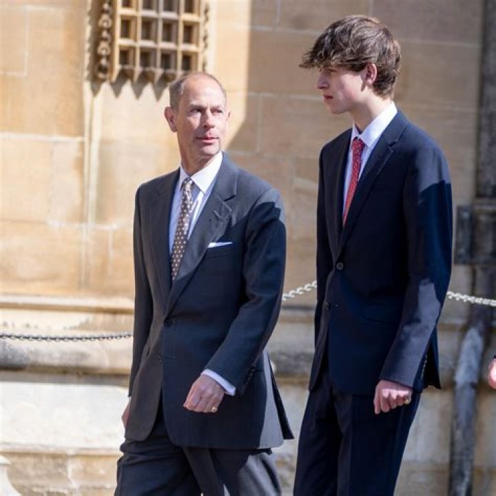 
How Much Money Does Hugh Grosvenor 7Th Duke Of Westminster Make? Latest Income Salary
