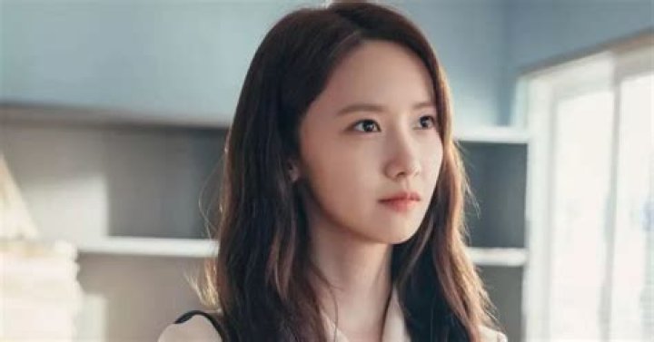 
How Much Money Does Im Yoona Make? Latest Income Salary
