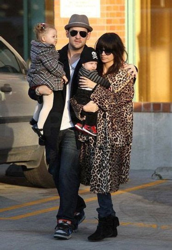 Nicole Richie Bra Size, Age, Weight, Height, Measurements