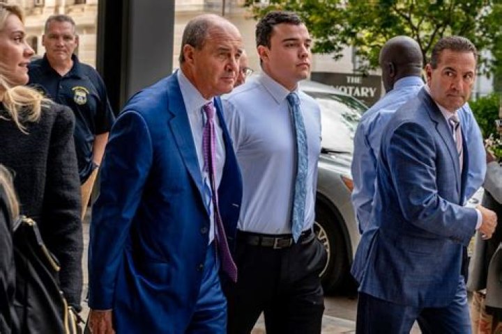 Officer Mark Dial Wiki, Age, Parents, Girlfriend, Wife and More